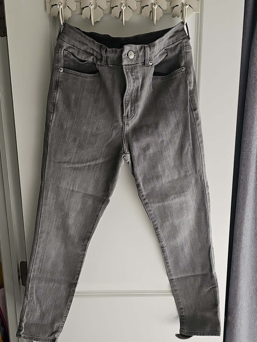 Express FLEX Women's Charcoal Gray Skinny Jeans